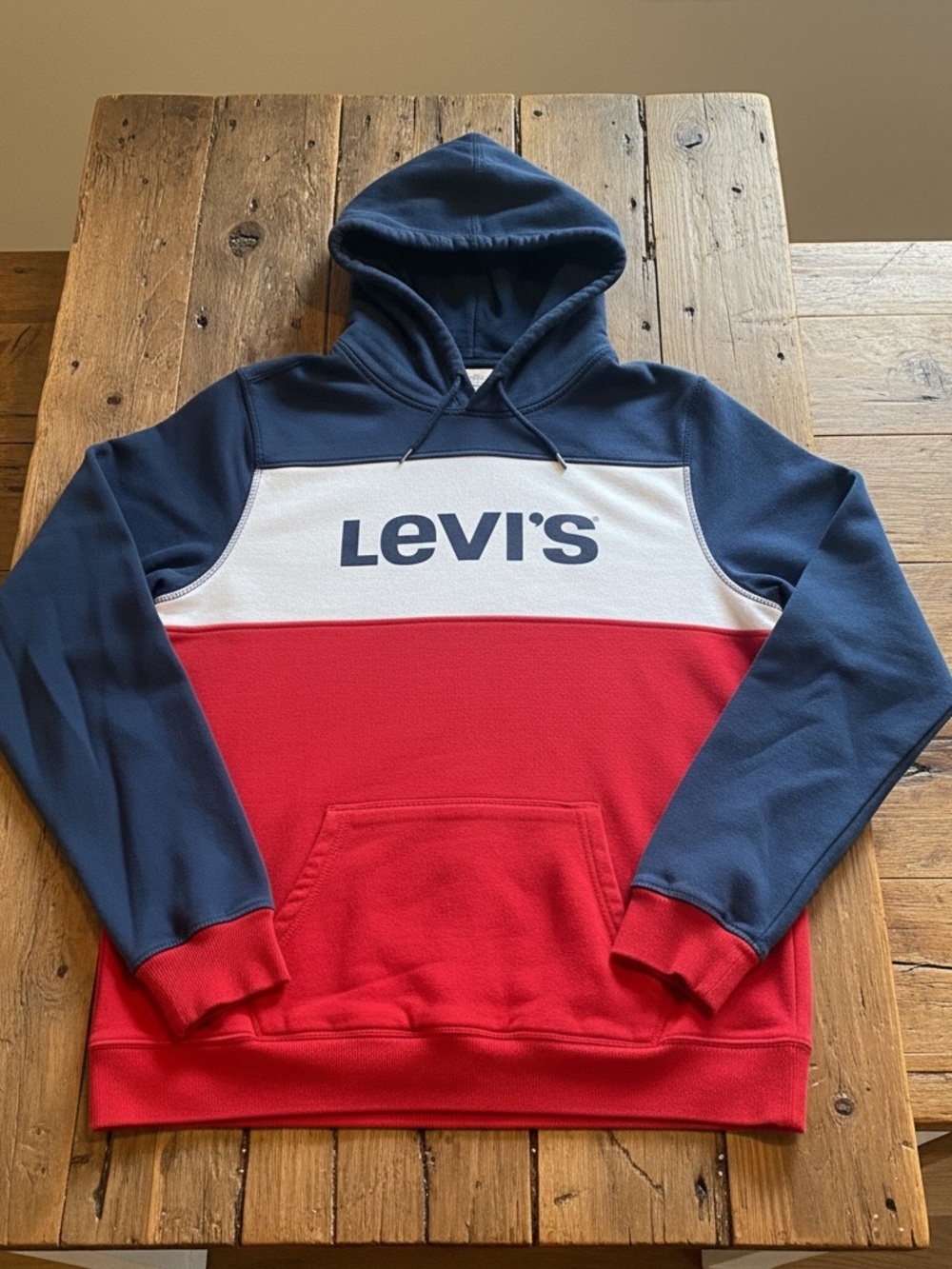 Levi's Color Block Red White Blue Hooded Pullover Sweatshirt Adult
Men Size XL